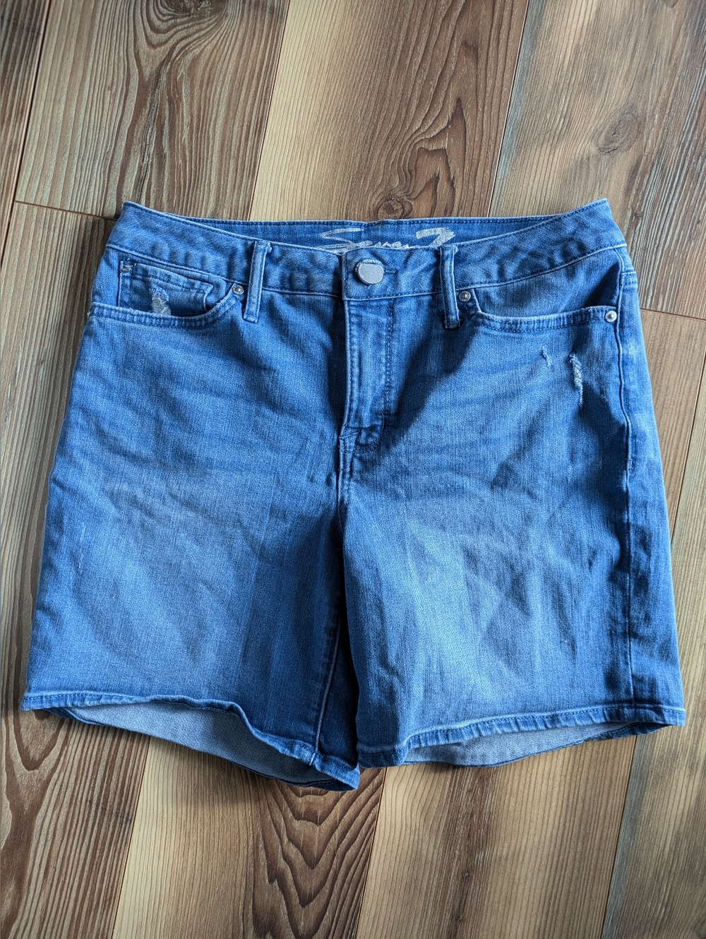 Seven7 Denim Blue Jean Bermuda Shorts Airy Medium Wash Women's 8